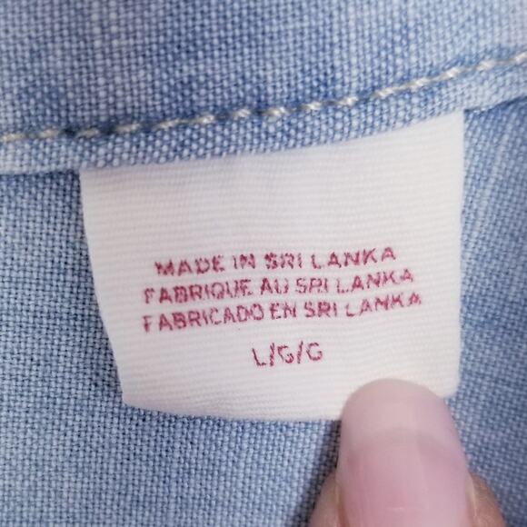 LEVI'S Chambray Relaxed Fit Workshirt Light Blue Cotton Tencel Blend- Size Large - Picture 7 of 9